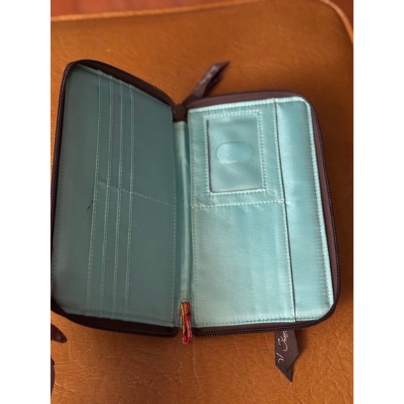 Vera Bradley One Size Brown Multi-color Floral Quilted Zip Wallet - Picture 3 of 5